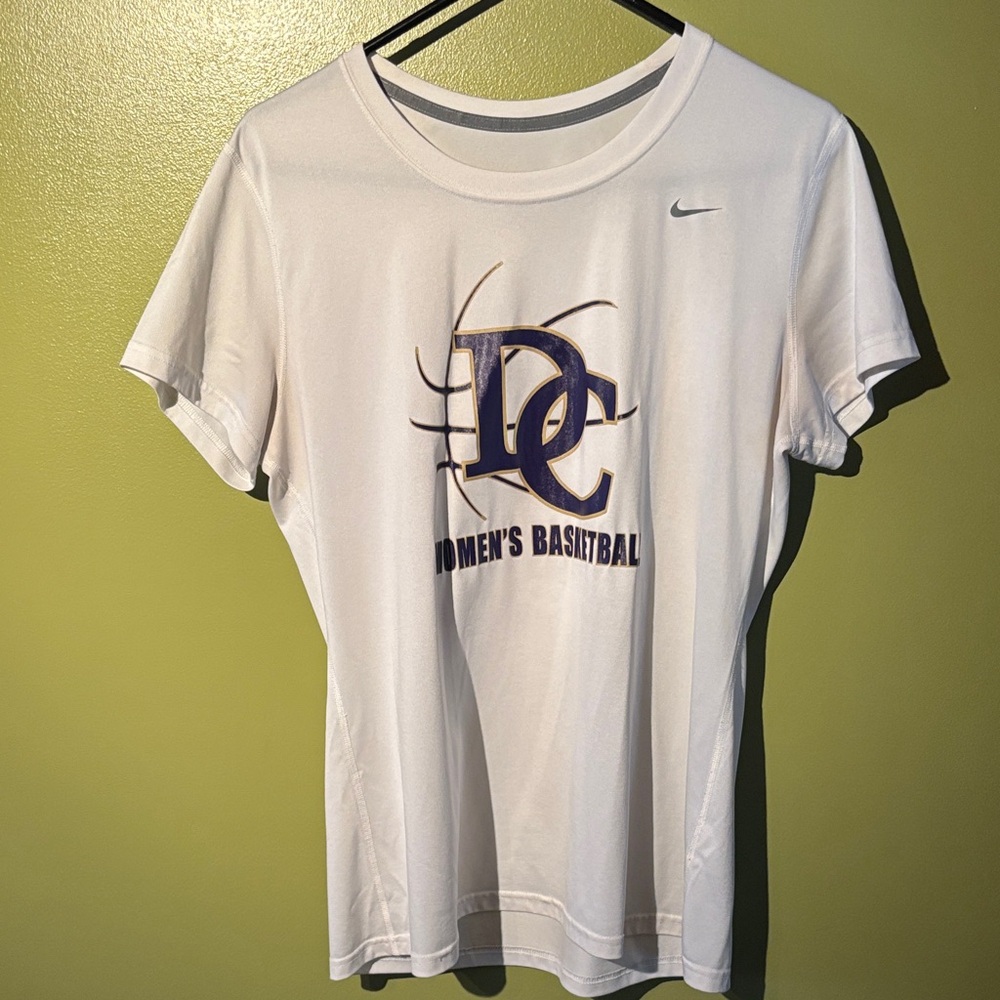 Nike White and Purple Women's Short Sleeve Tee